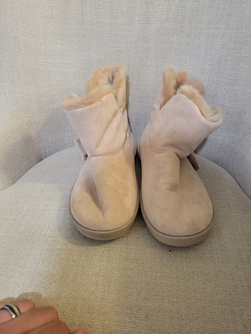 Skechers Sz. 7 Women's Plush Lined Ankle Boots - Blush Excellent Condition